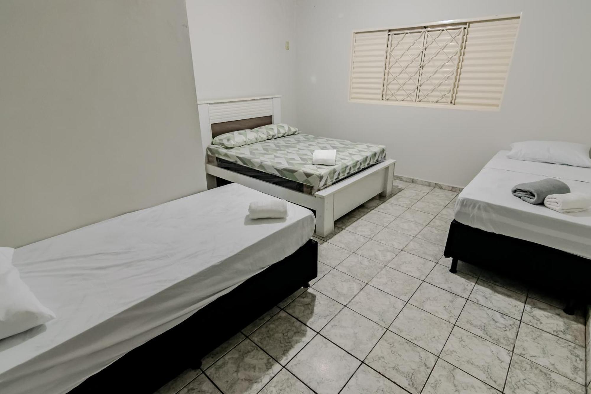 Pousada Roosevelt Suite 01 - Pousada Central Prox Rodoviaria E Dist Industrial Uberlândia Eksteriør bilde