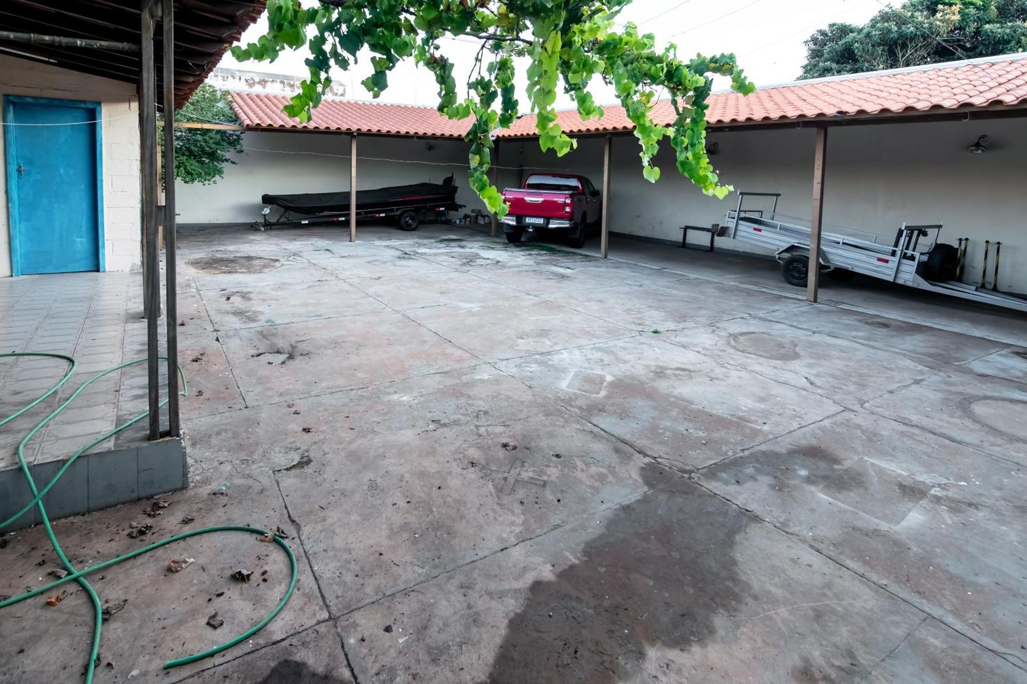 Pousada Roosevelt Suite 01 - Pousada Central Prox Rodoviaria E Dist Industrial Uberlândia Eksteriør bilde